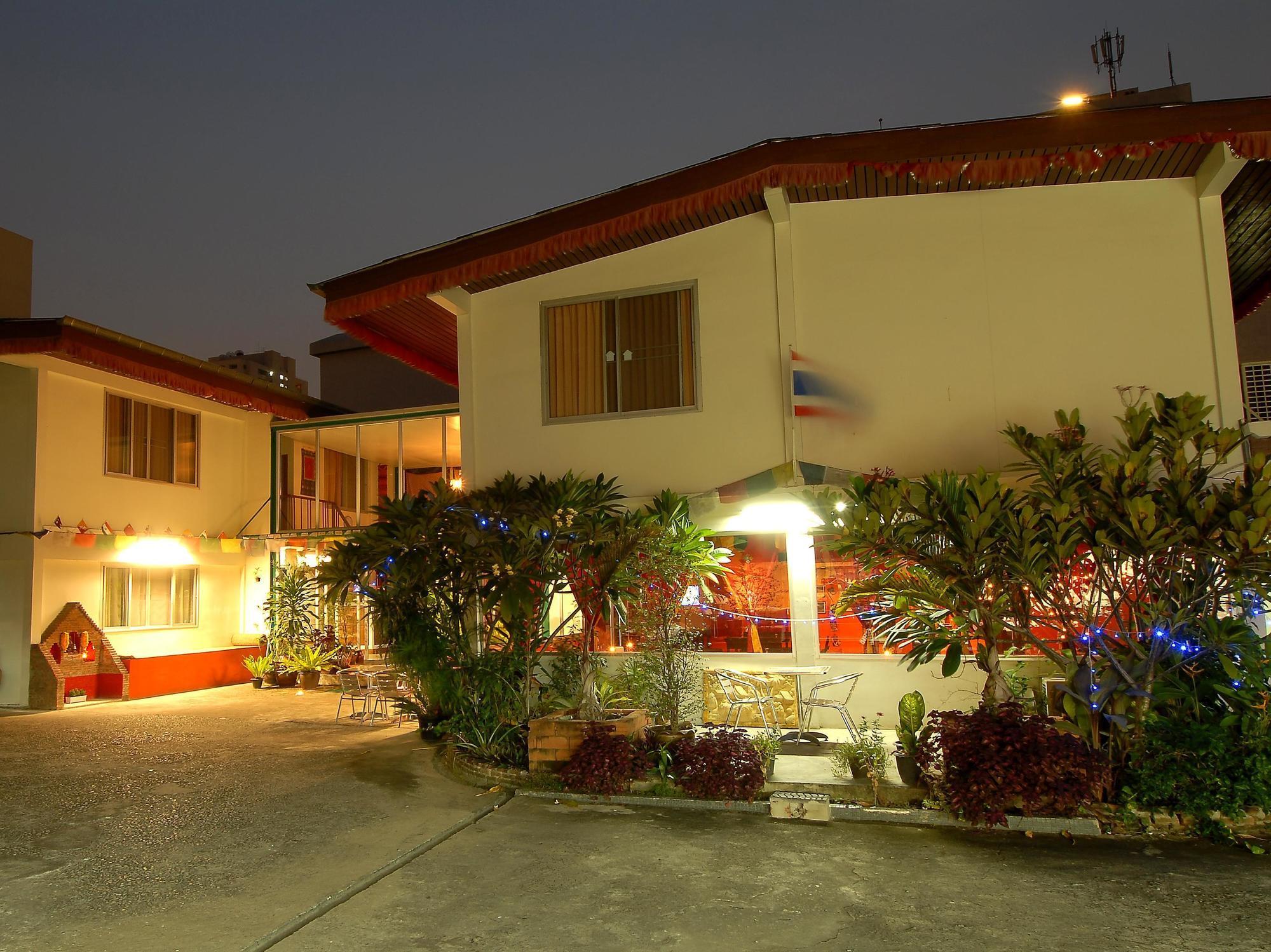 Himalaya Residence Bangkok Bagian luar foto